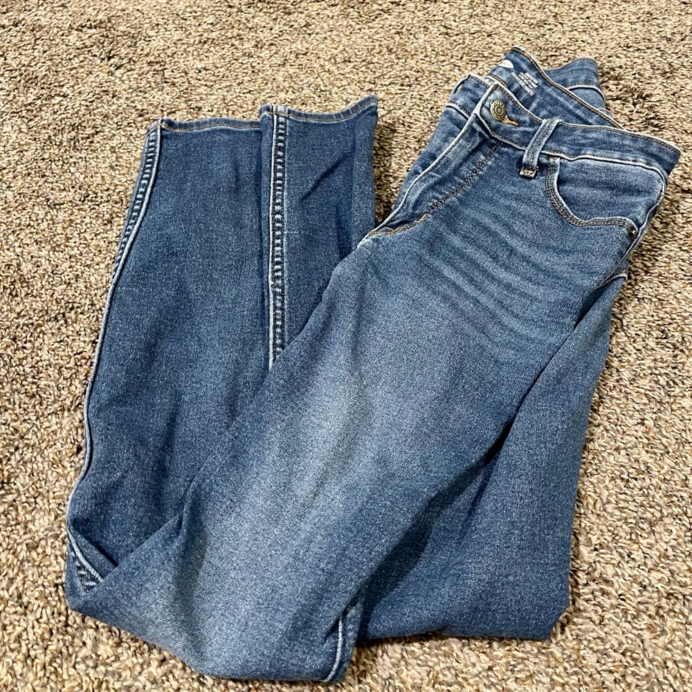 Old Navy Rockstar Super Skinny Extra High Rise size 6